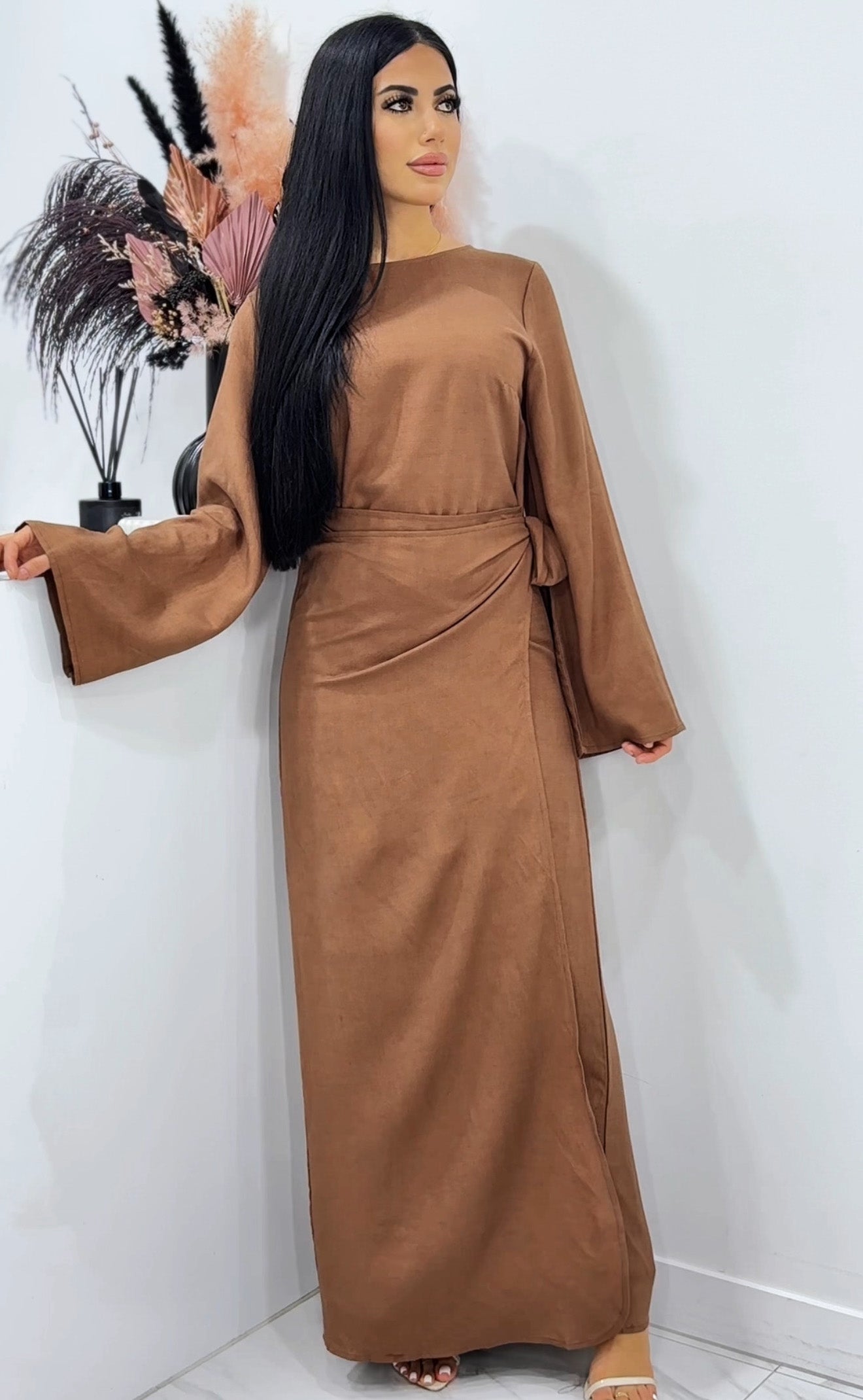 Alara - Brown