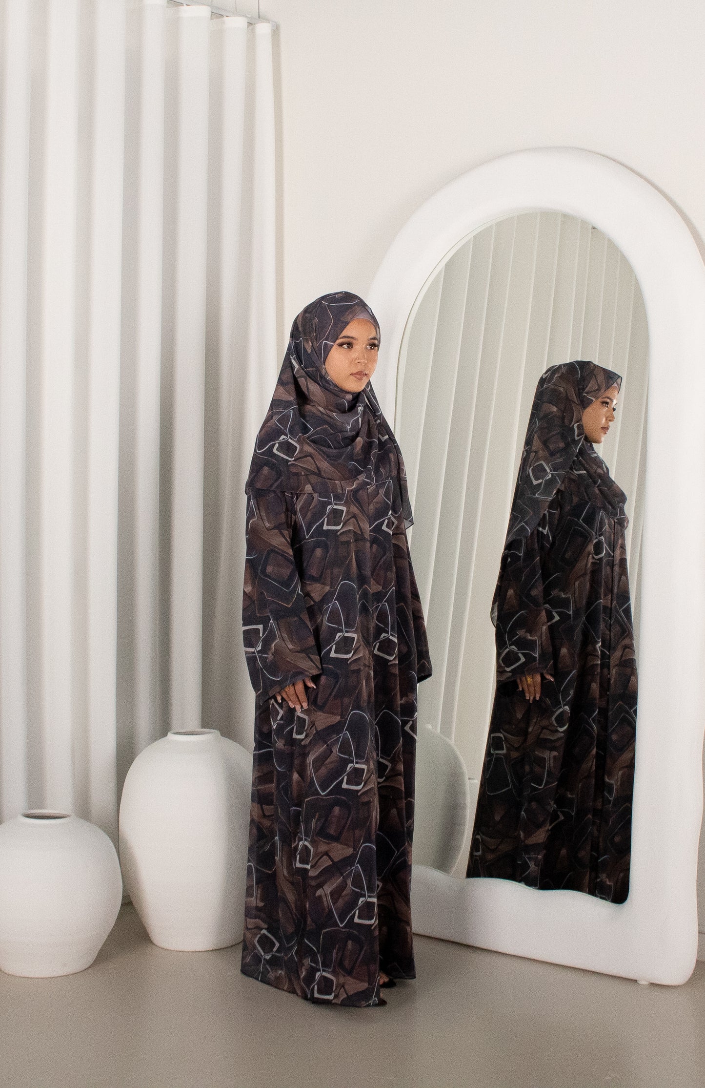 BUNAH Abaya