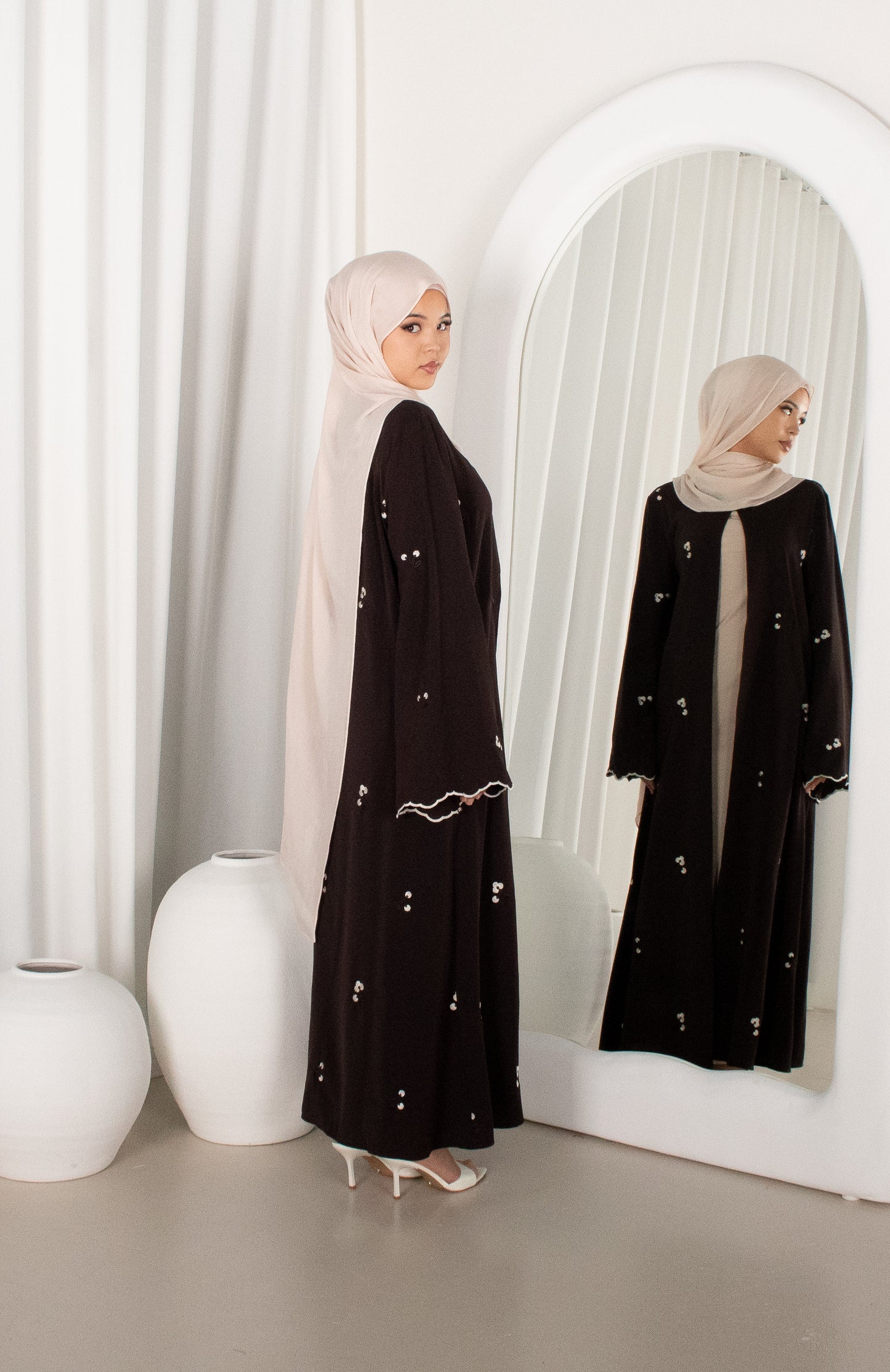 AYLA Abaya