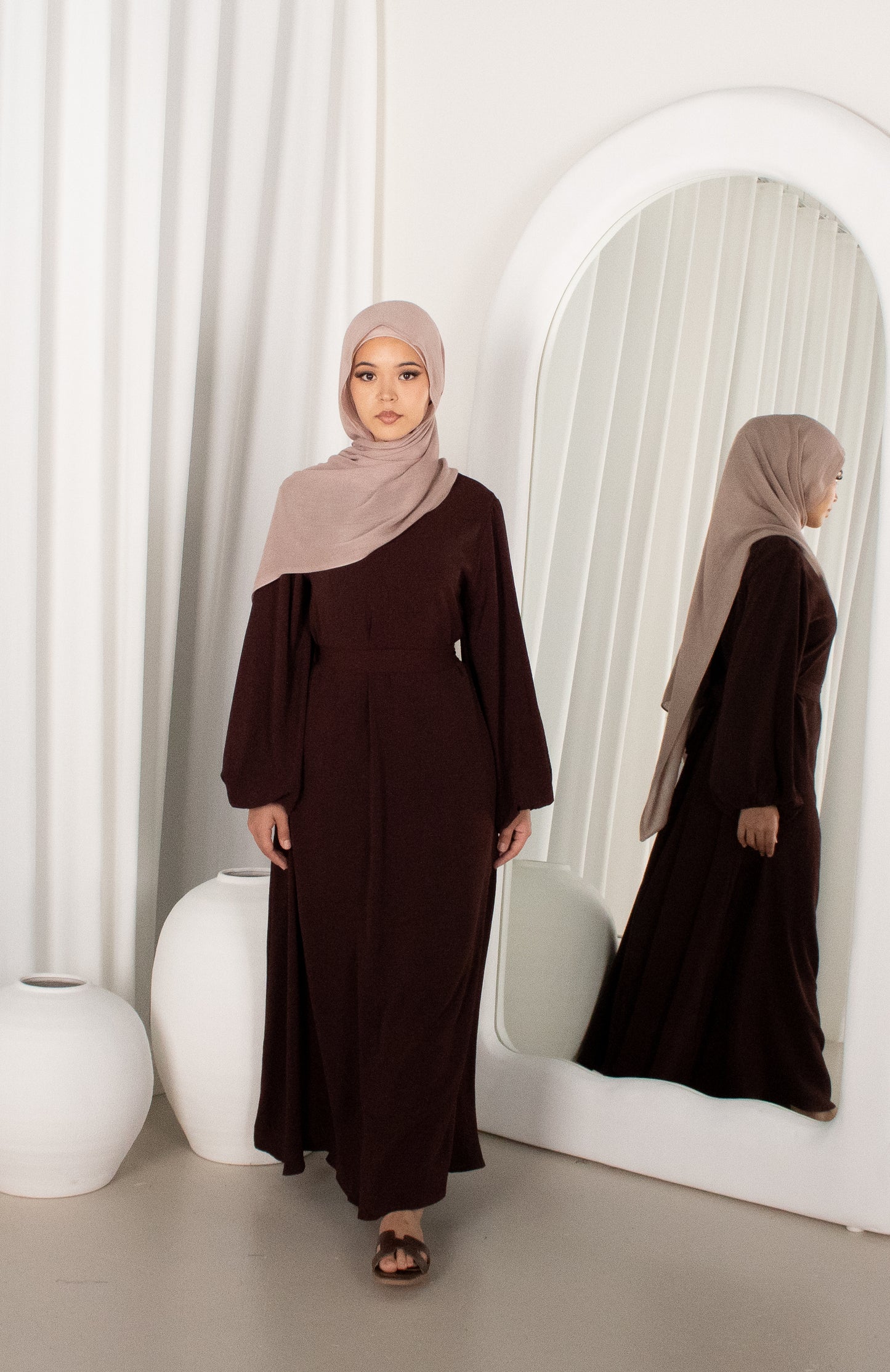 Leyla Abaya - Chocolate