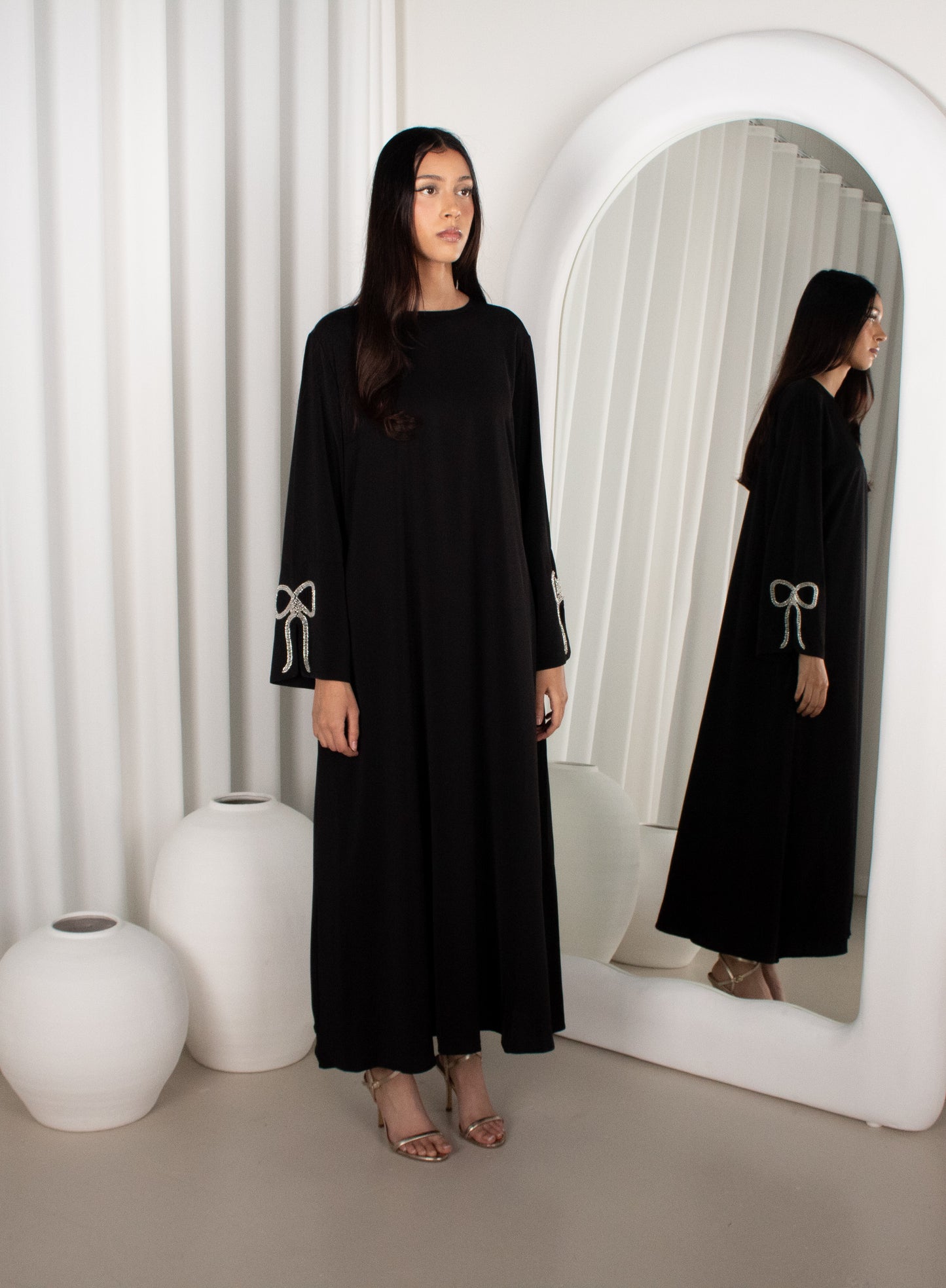 ALMAS - Black