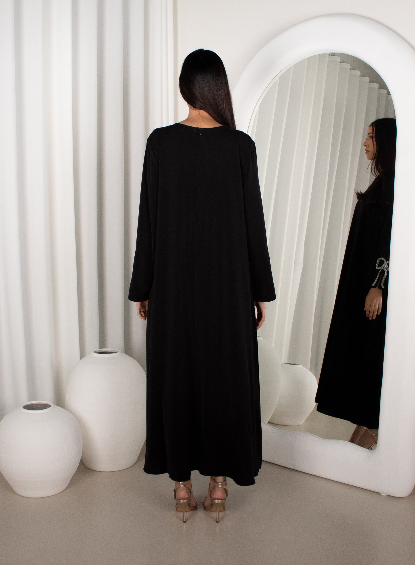 ALMAS - Black