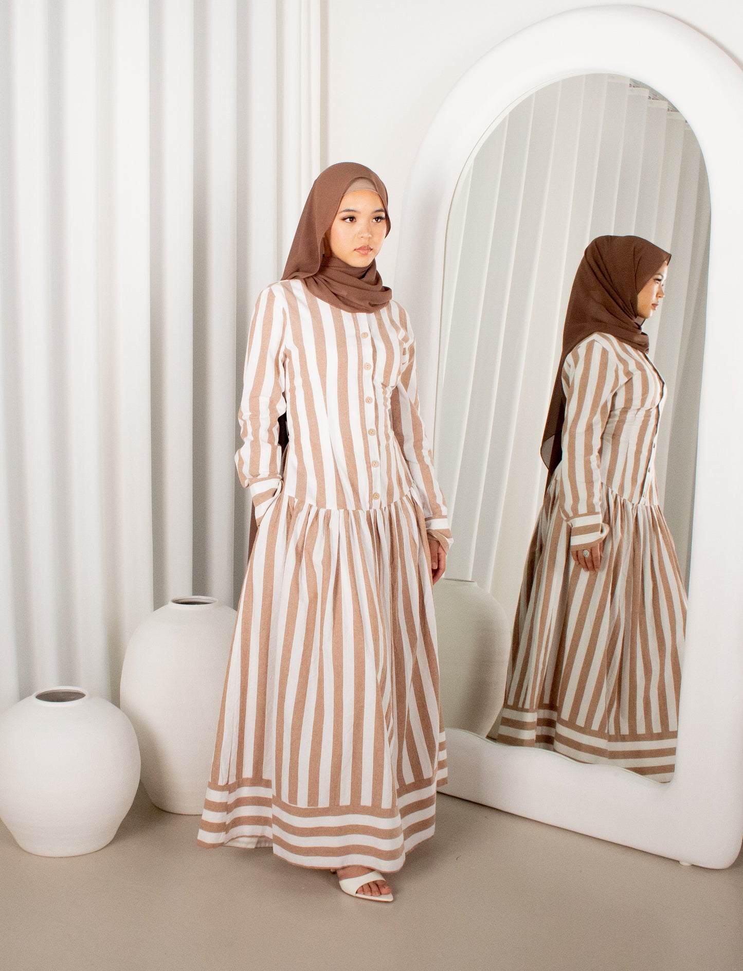Neira Dress- Beige