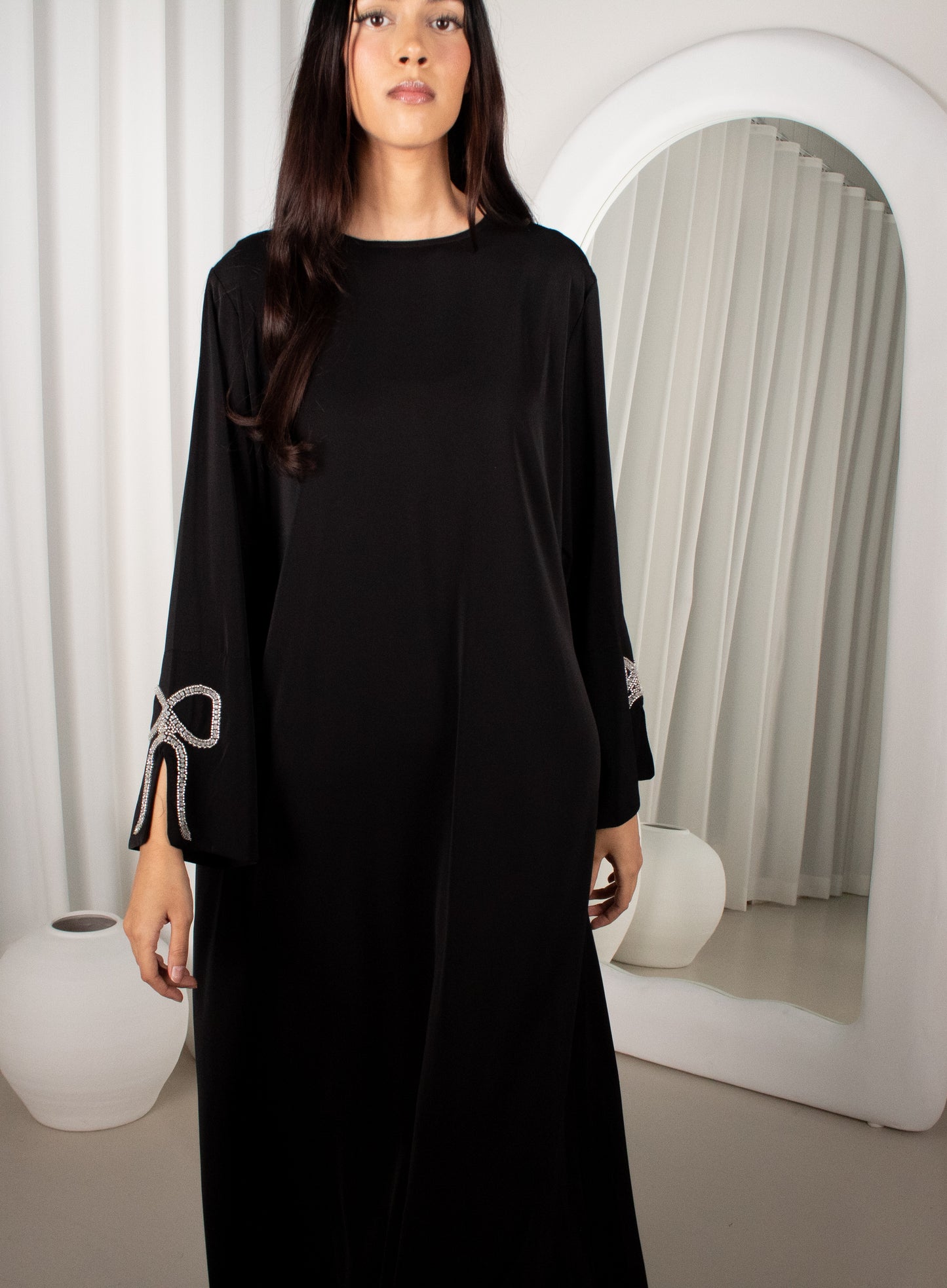 ALMAS - Black