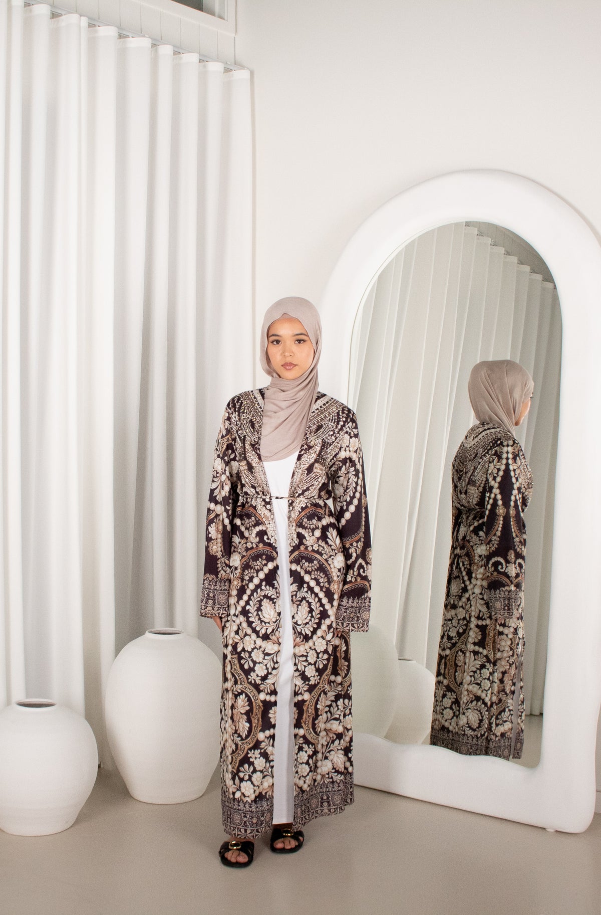 TILA Black Printed Cape, modest cape top (image 1)