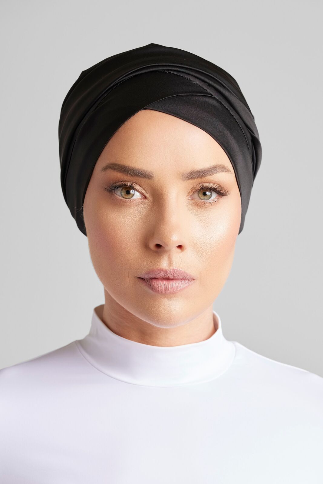 Black Plain Turban by Hadara Boutique