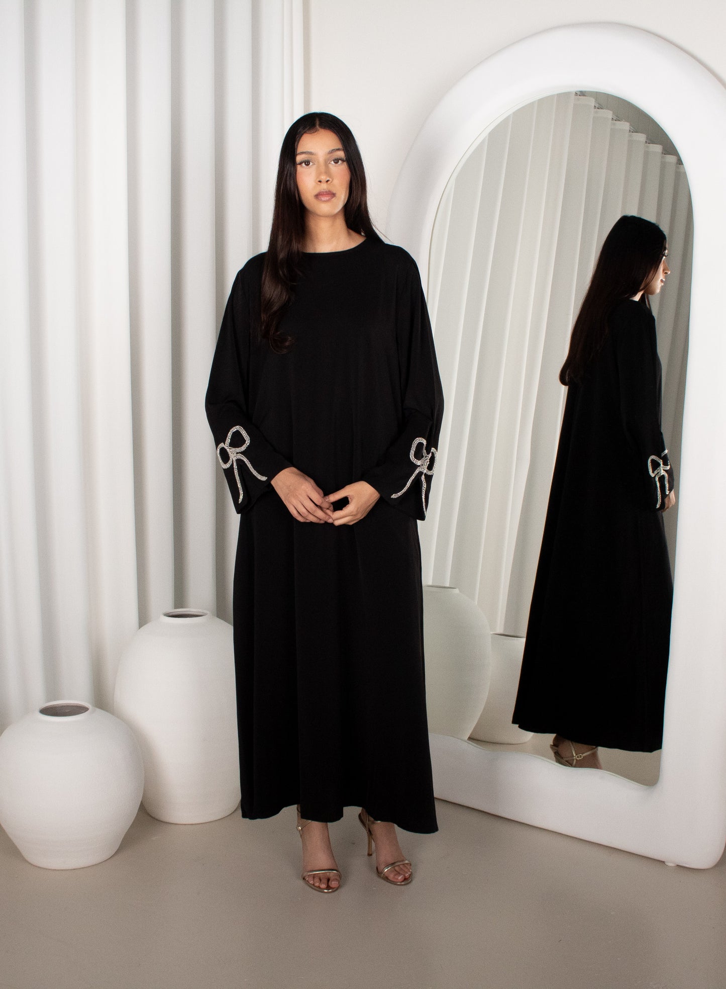 ALMAS - Black