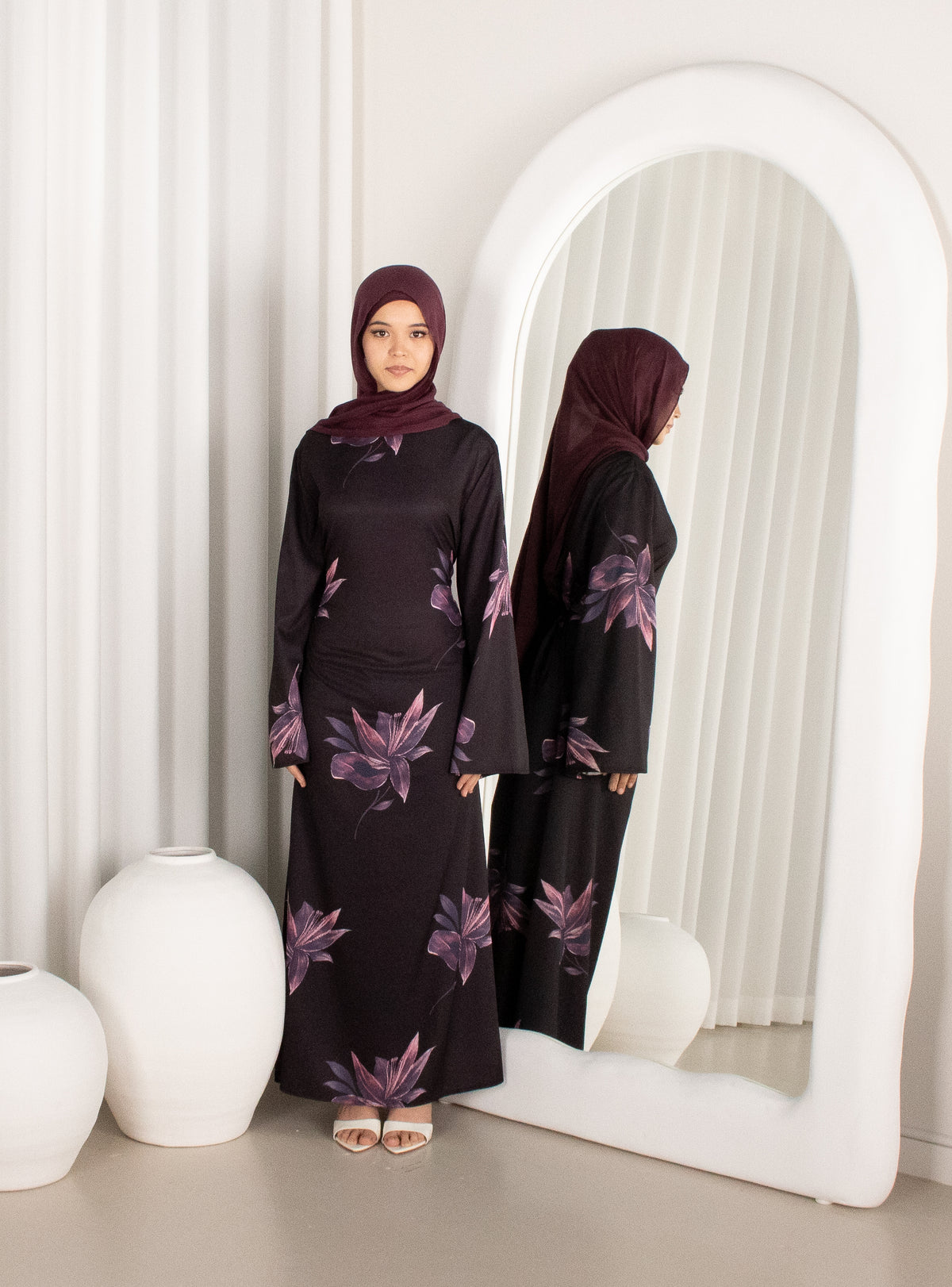 YASMINA Black