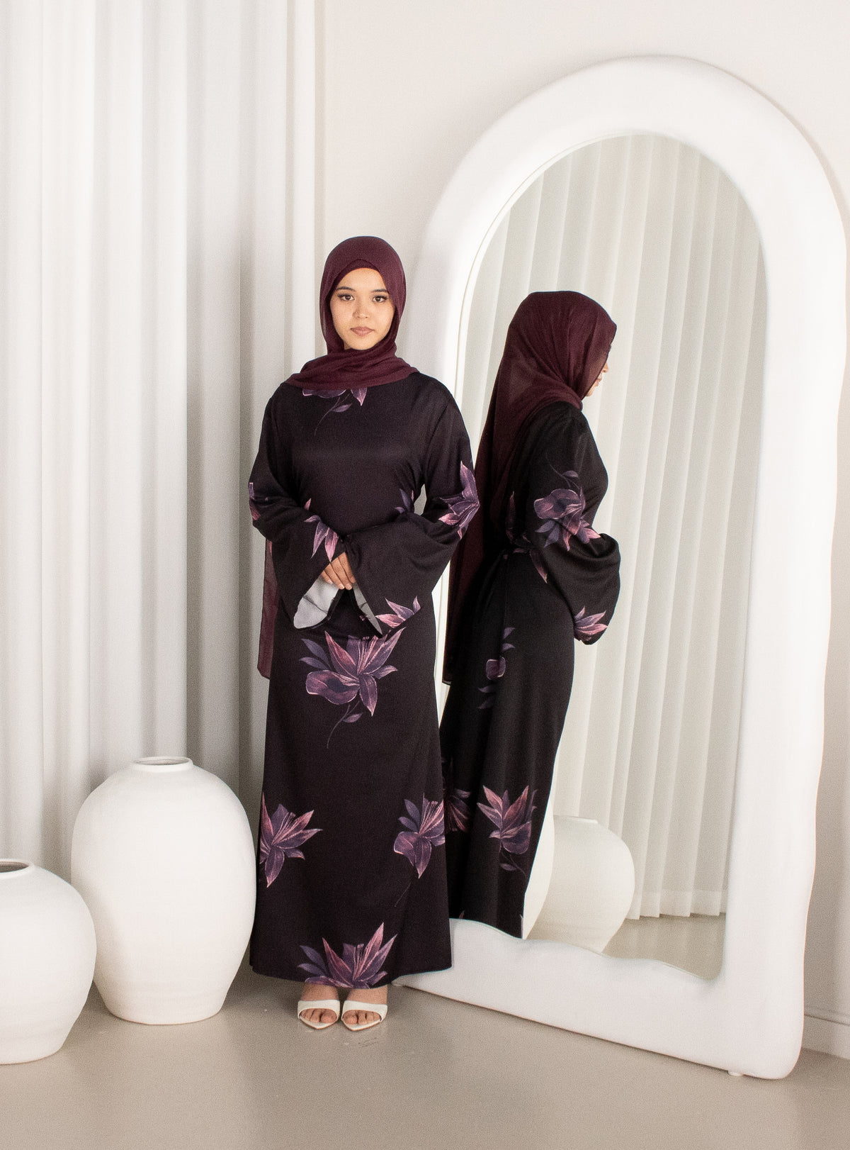 YASMINA Black