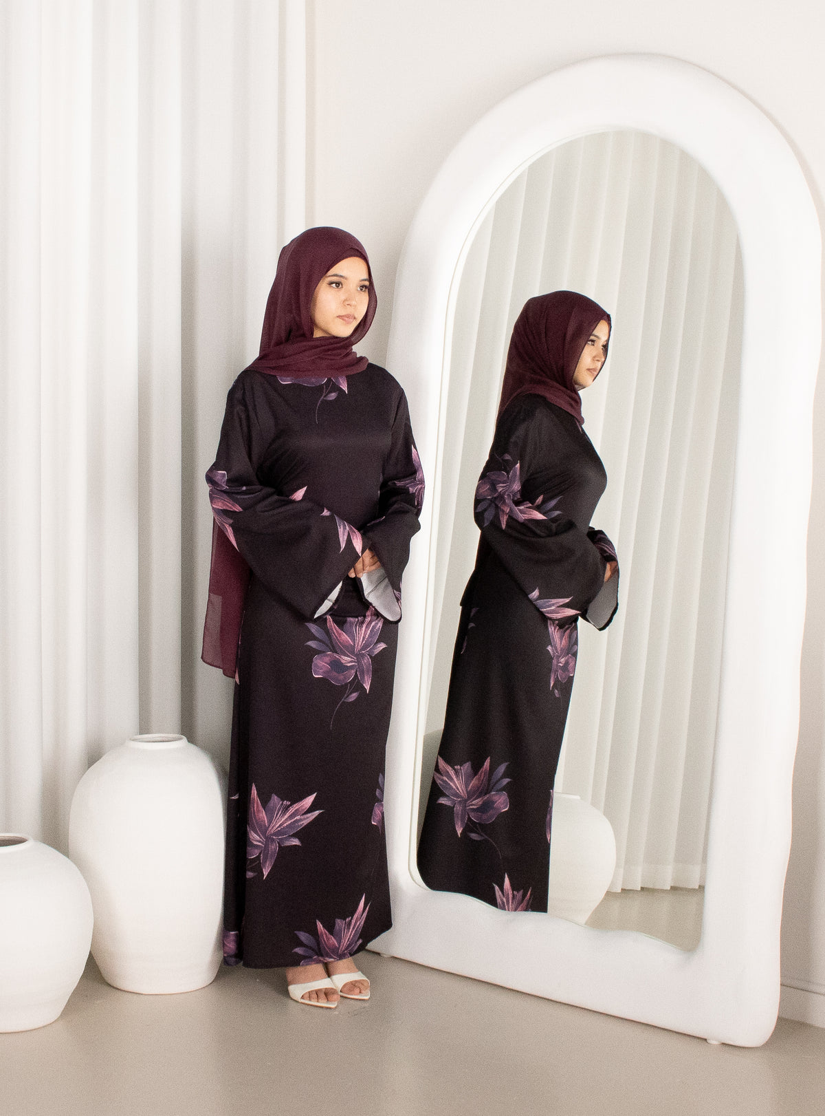 YASMINA Black