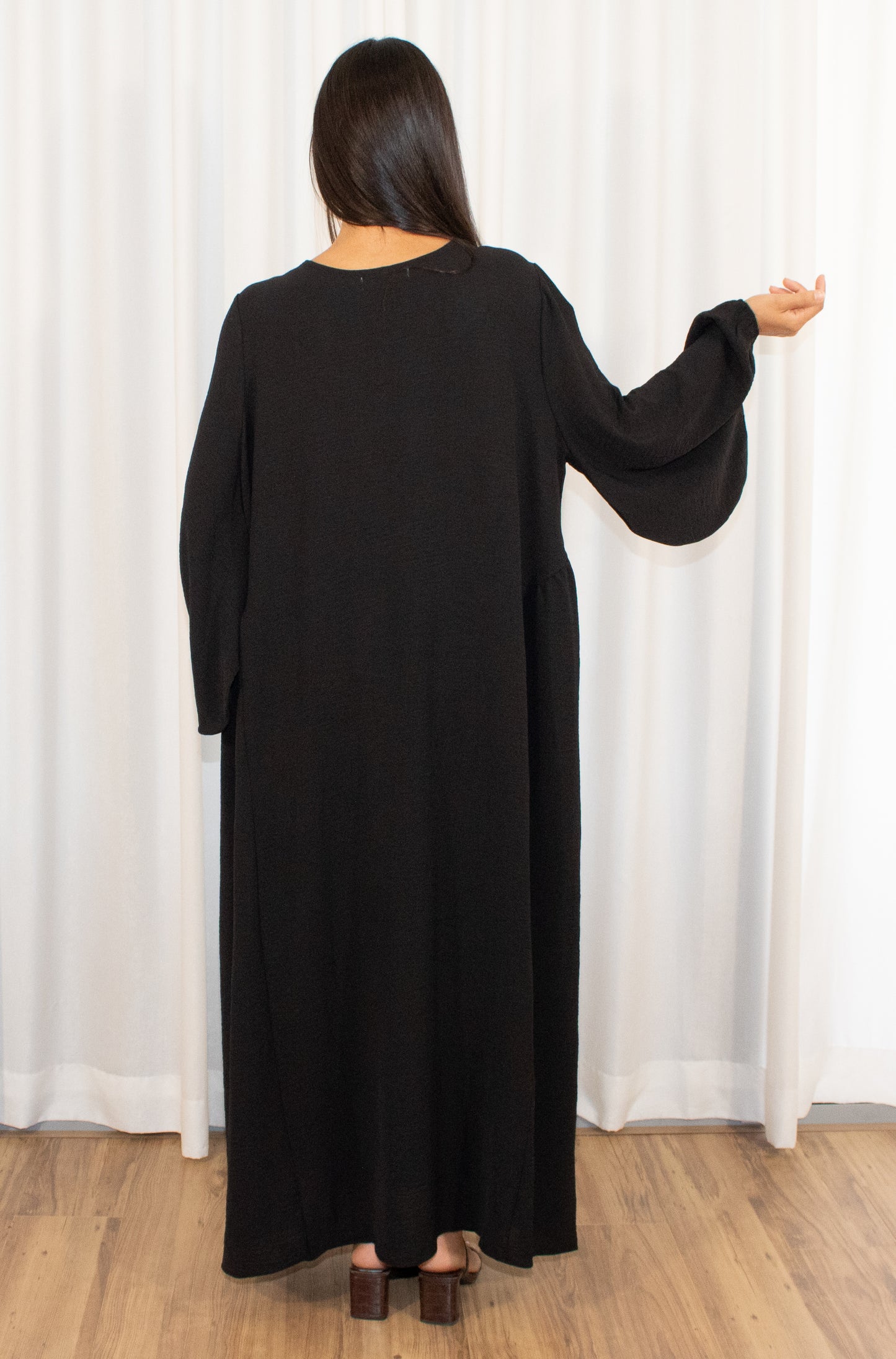 Emani Dresses (L/XL)