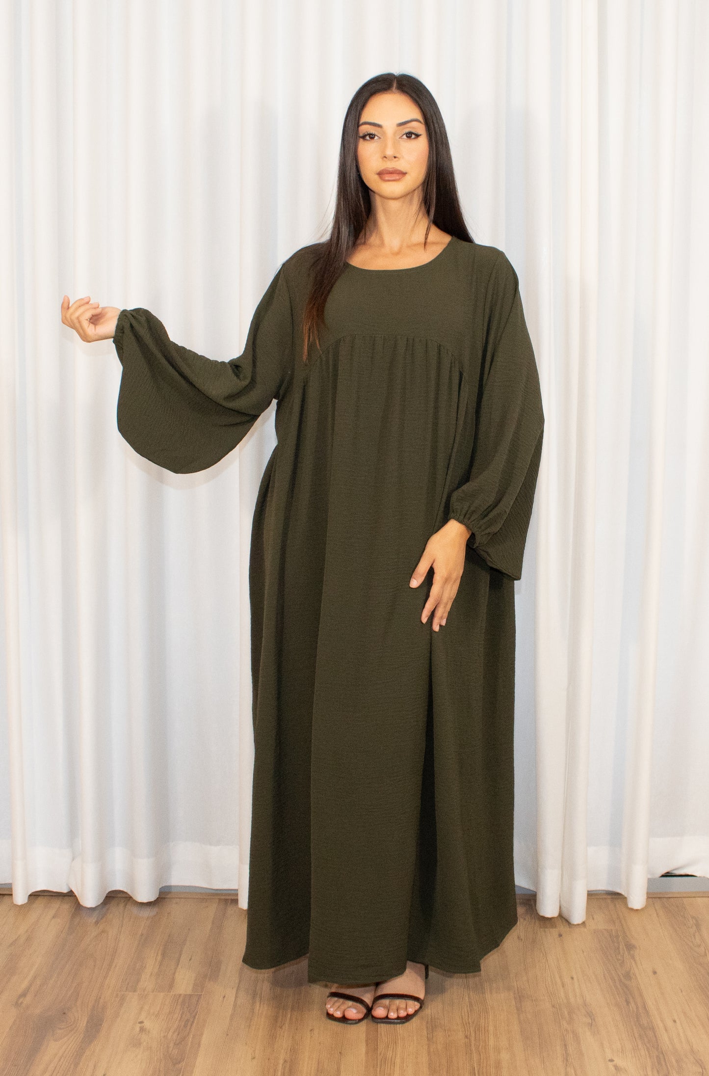 Emani Dresses (L/XL)