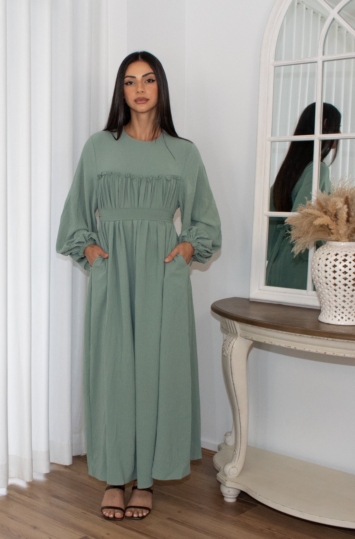 Anaqa Abaya - Mint