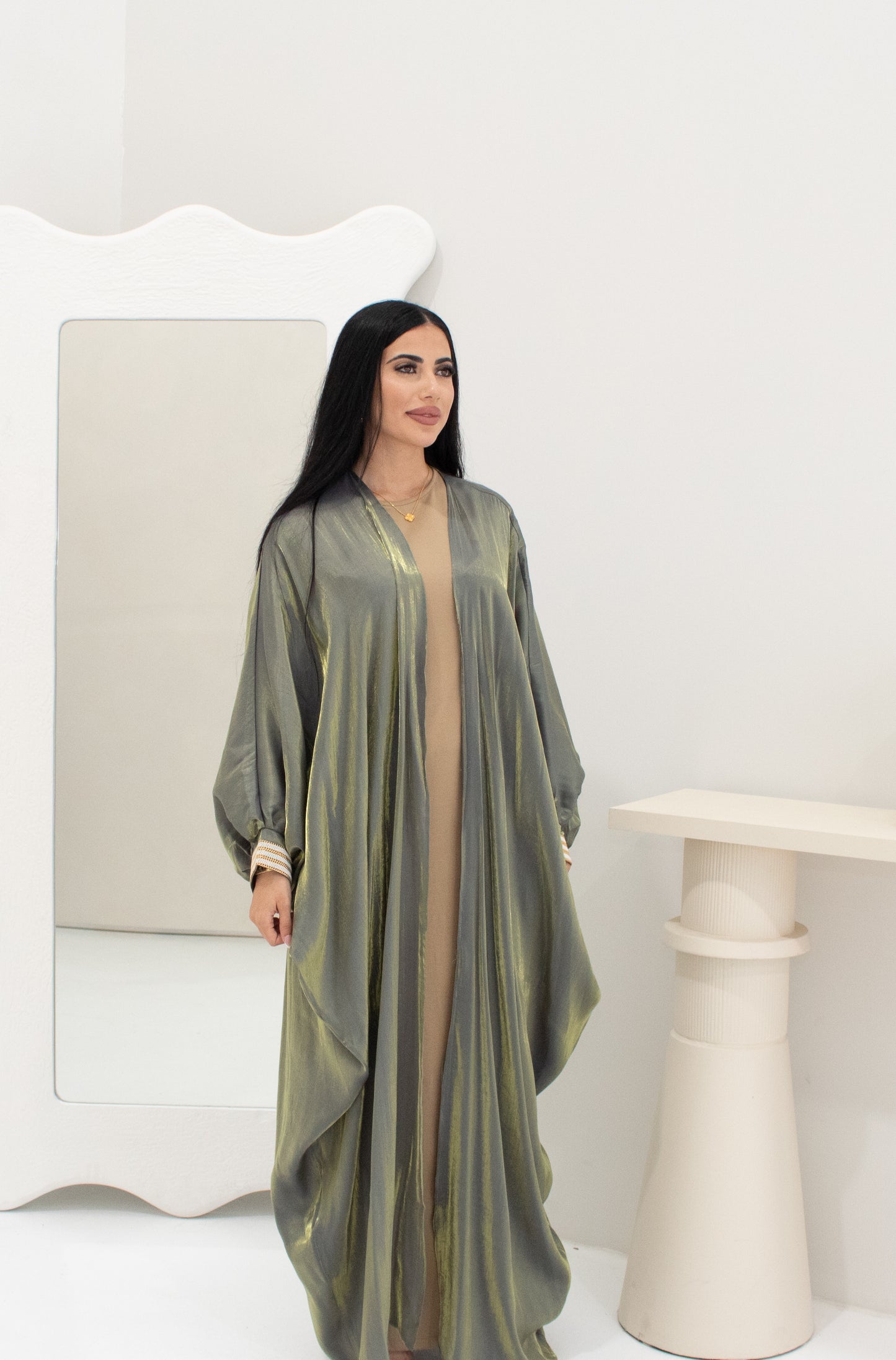 Riah Abaya