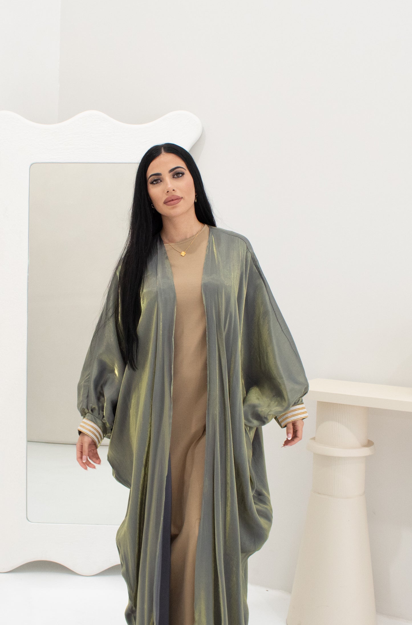 Riah Abaya