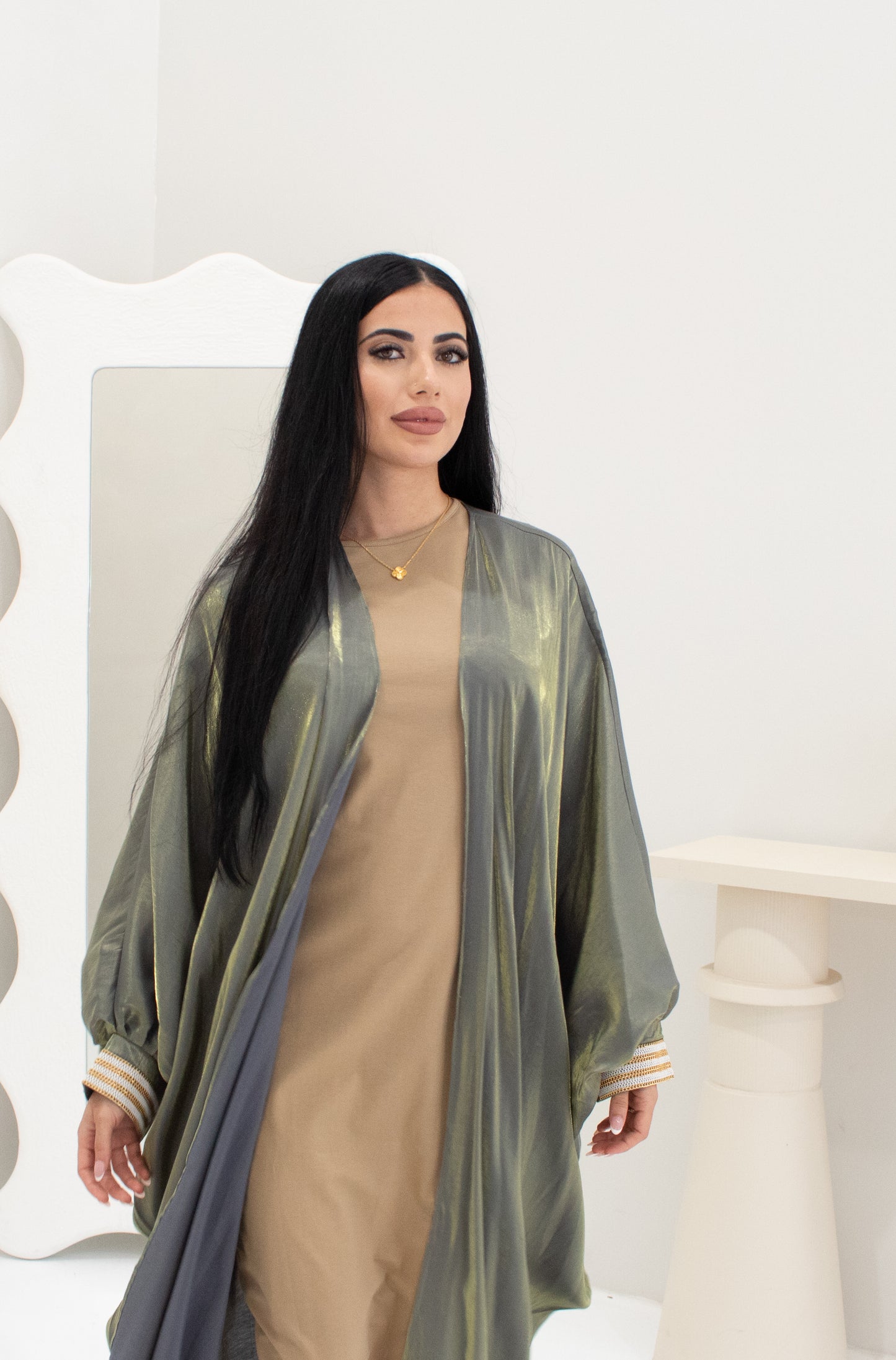 Riah Abaya