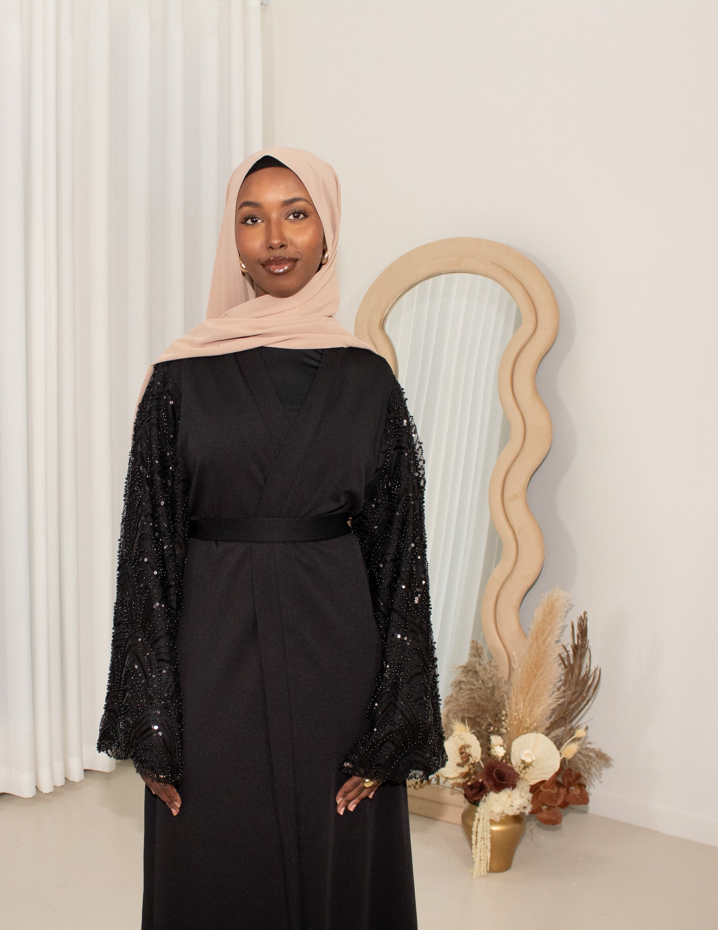 Alyah Open Abaya