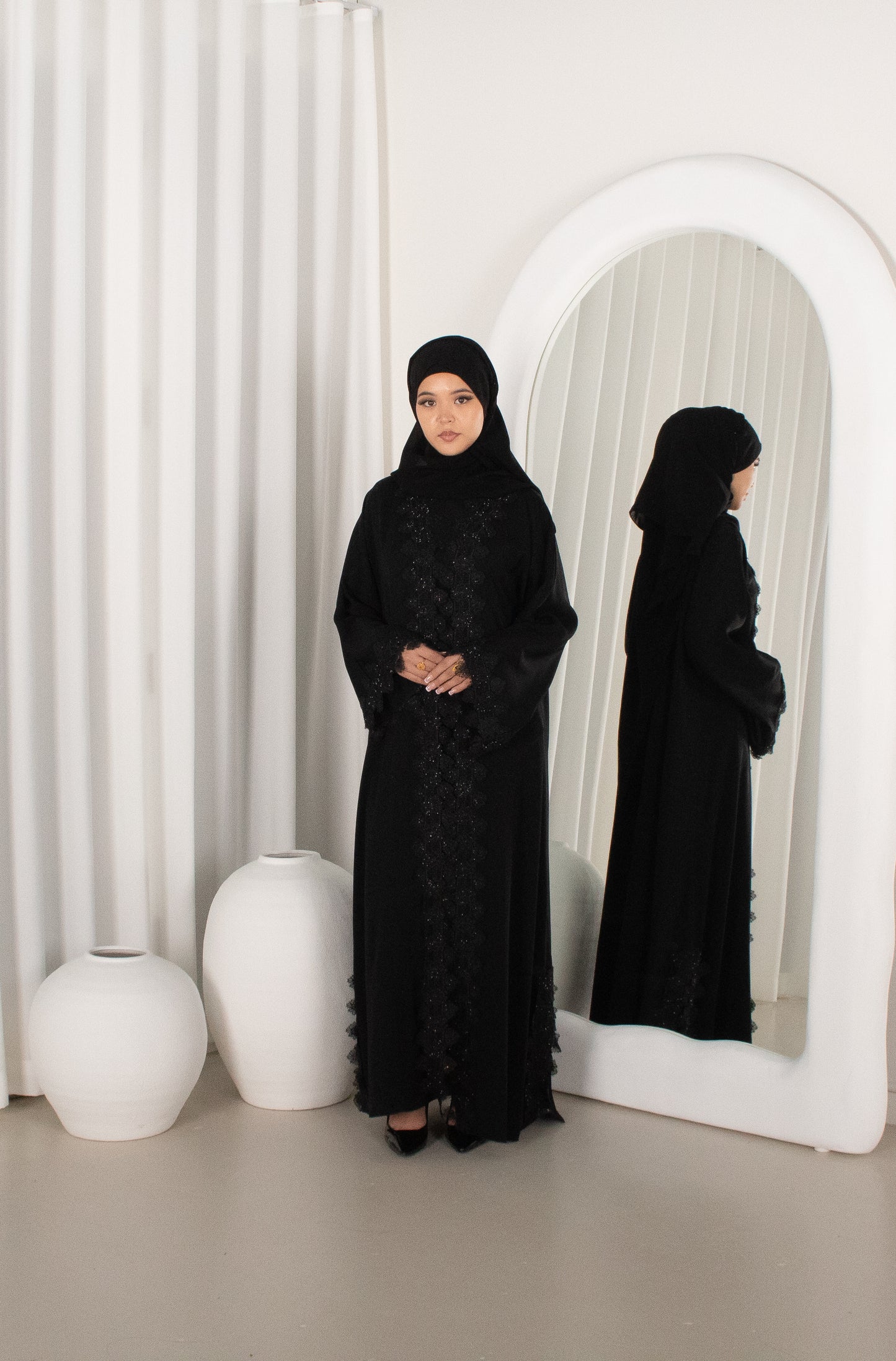HEBA Abaya