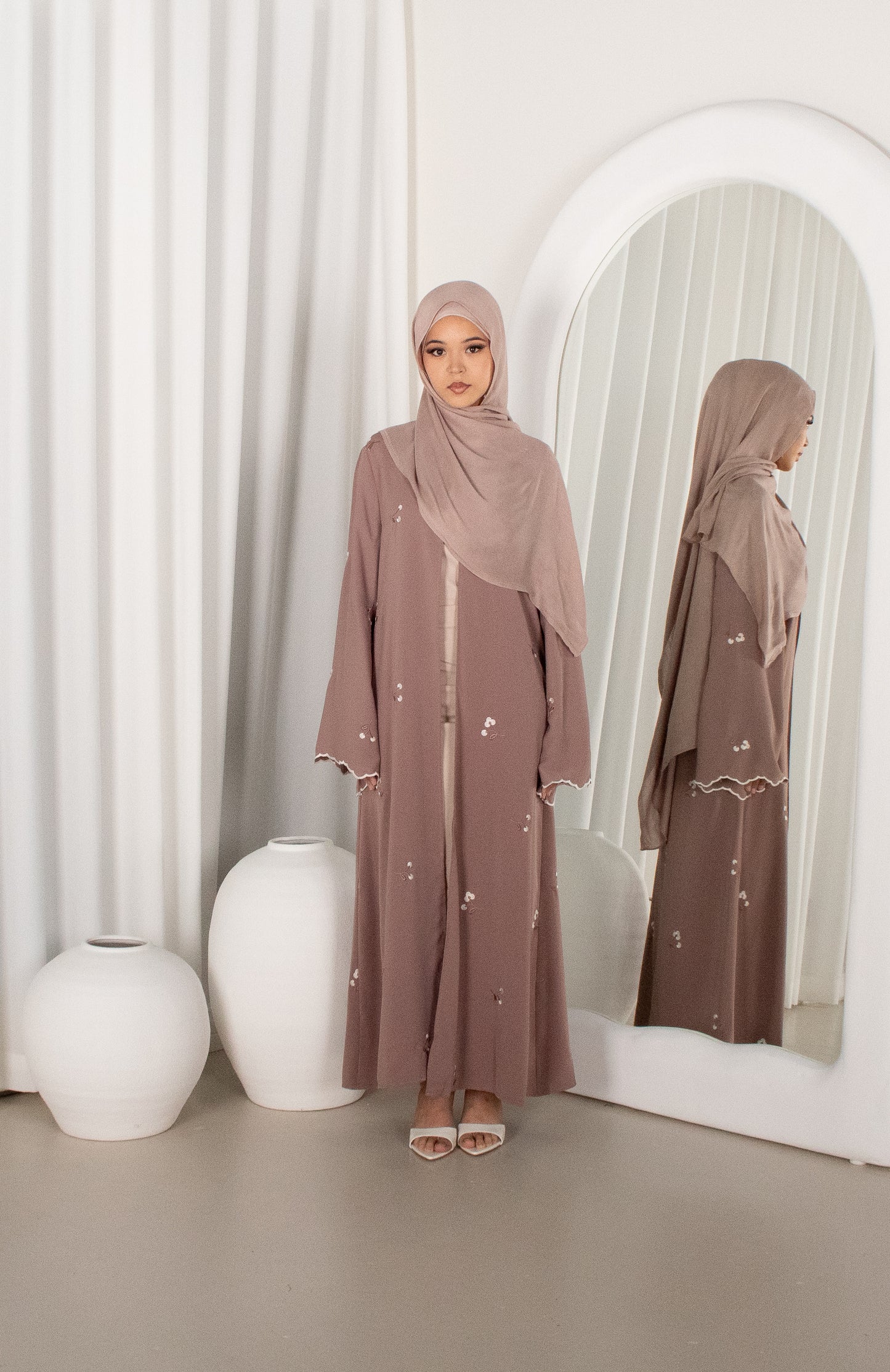 AYLA Abaya