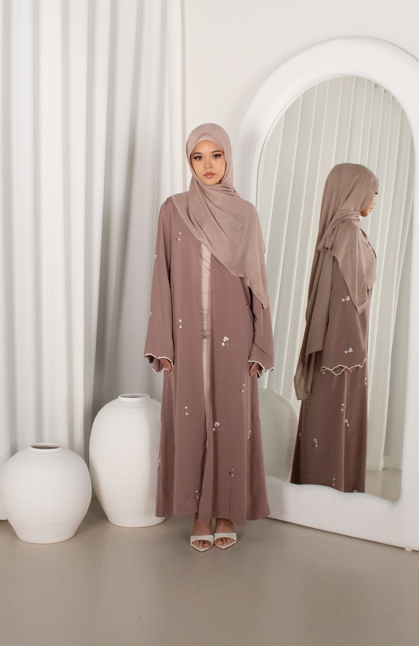 AYLA Abaya