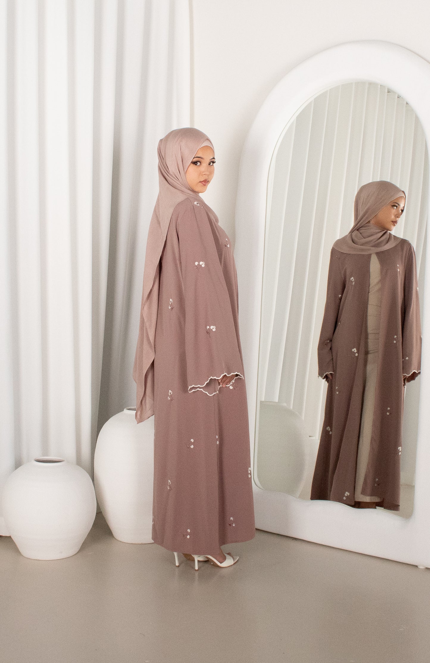 AYLA Abaya