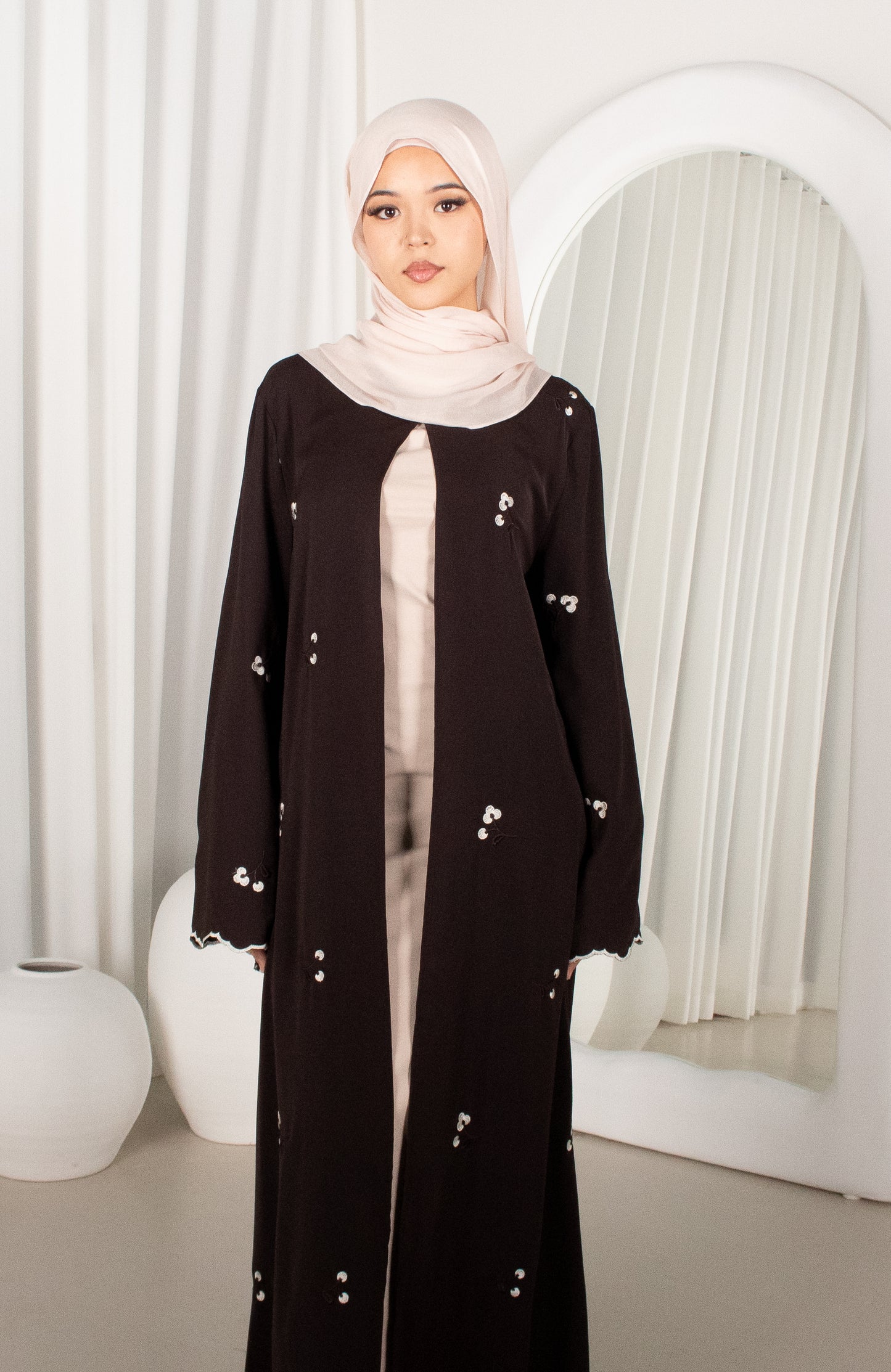 AYLA Abaya