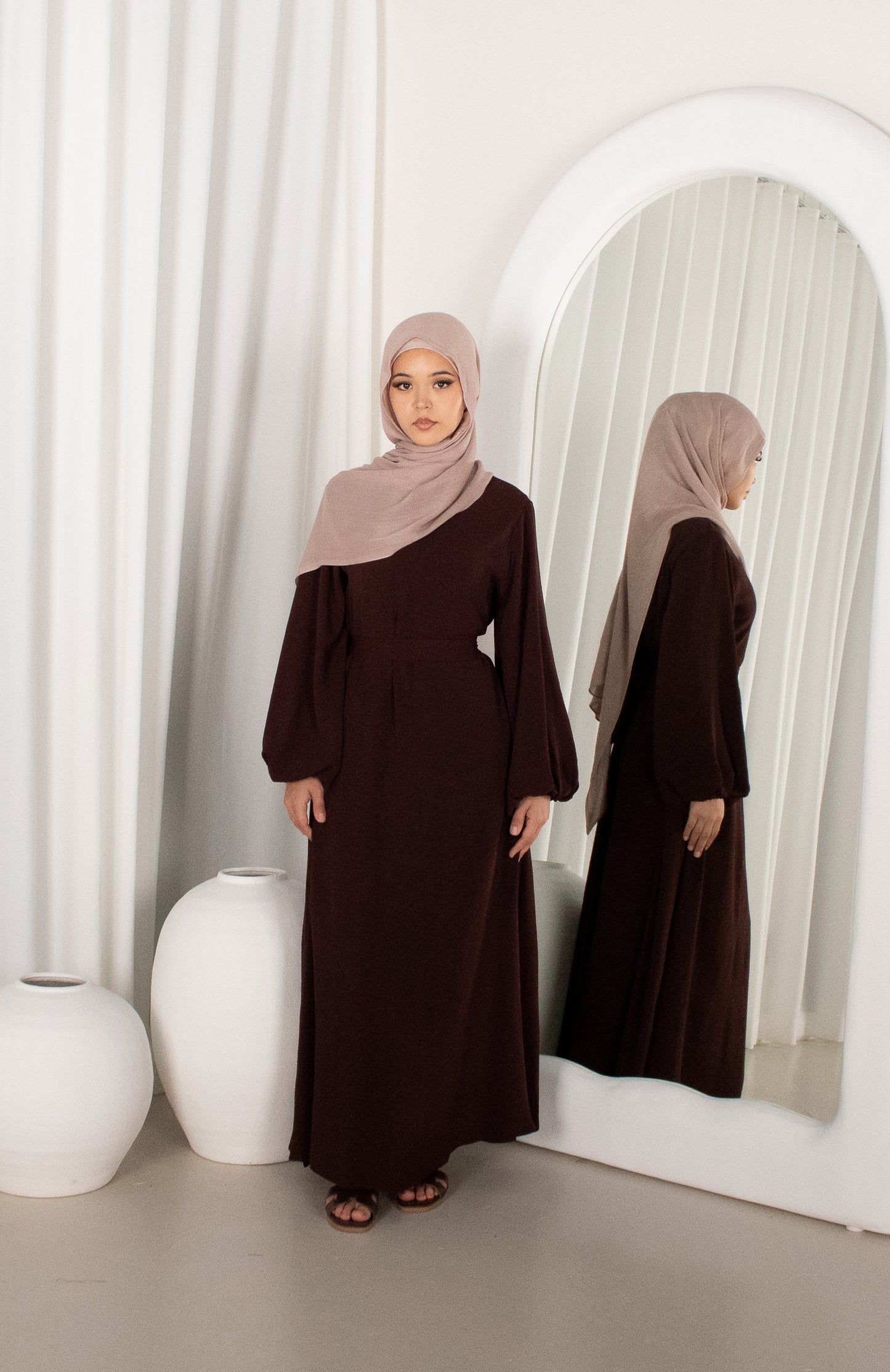 Leyla Abaya - Chocolate