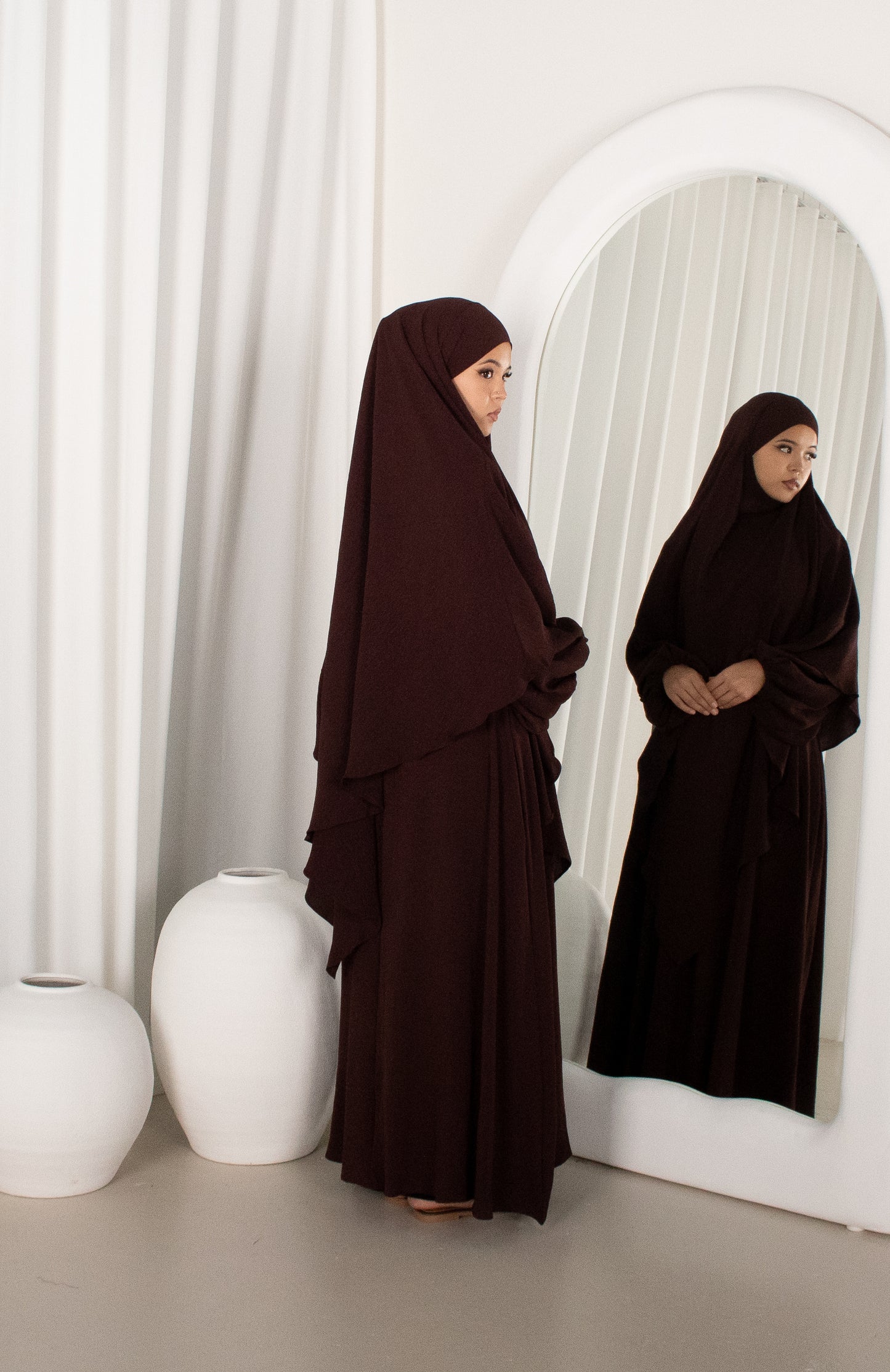 Leyla Abaya - Chocolate