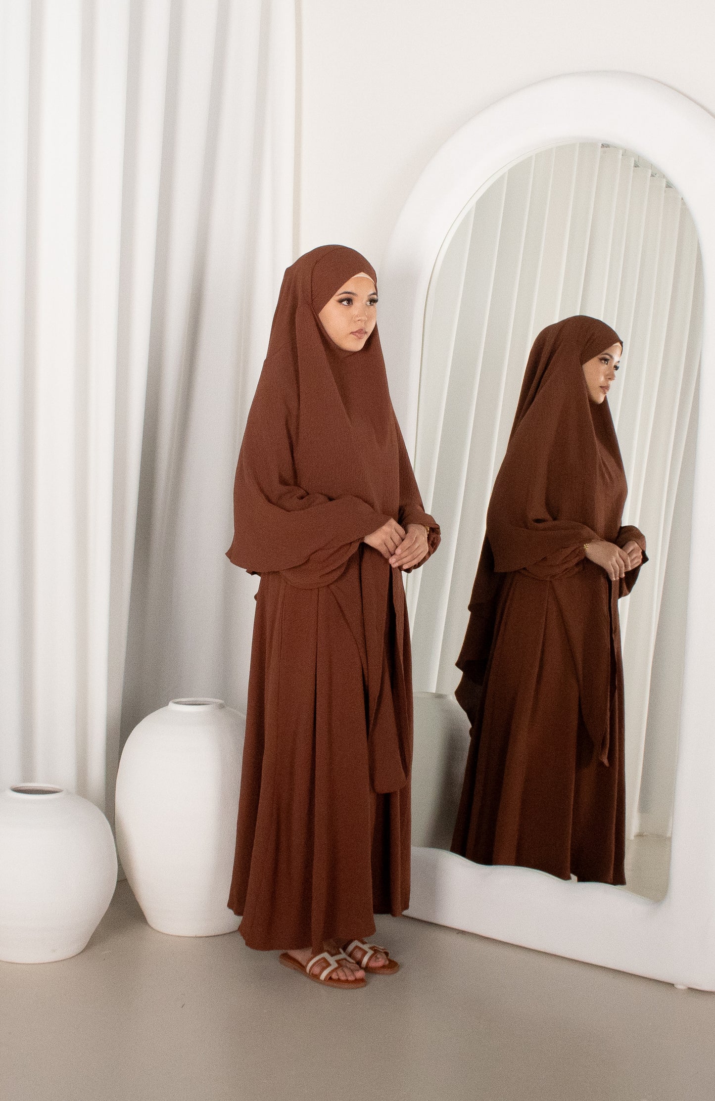Leyla Abaya - Coffee