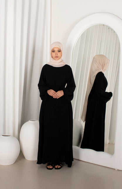 Leyla Black Abaya, breastfeeding friendly (image 1)